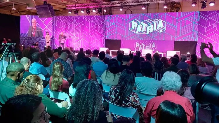 cuba coloquio patria foto trabajadores.jpg